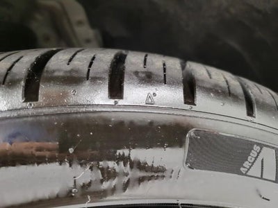 2023 Toyota Camry XSE Auto