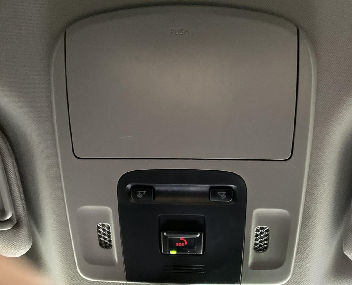 2021 Toyota CAMRY SEDAN