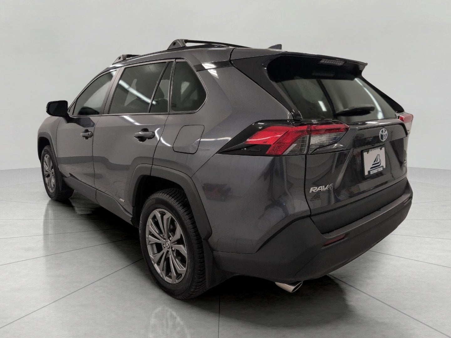 2022 Toyota RAV4 Hybrid XLE Premium AWD