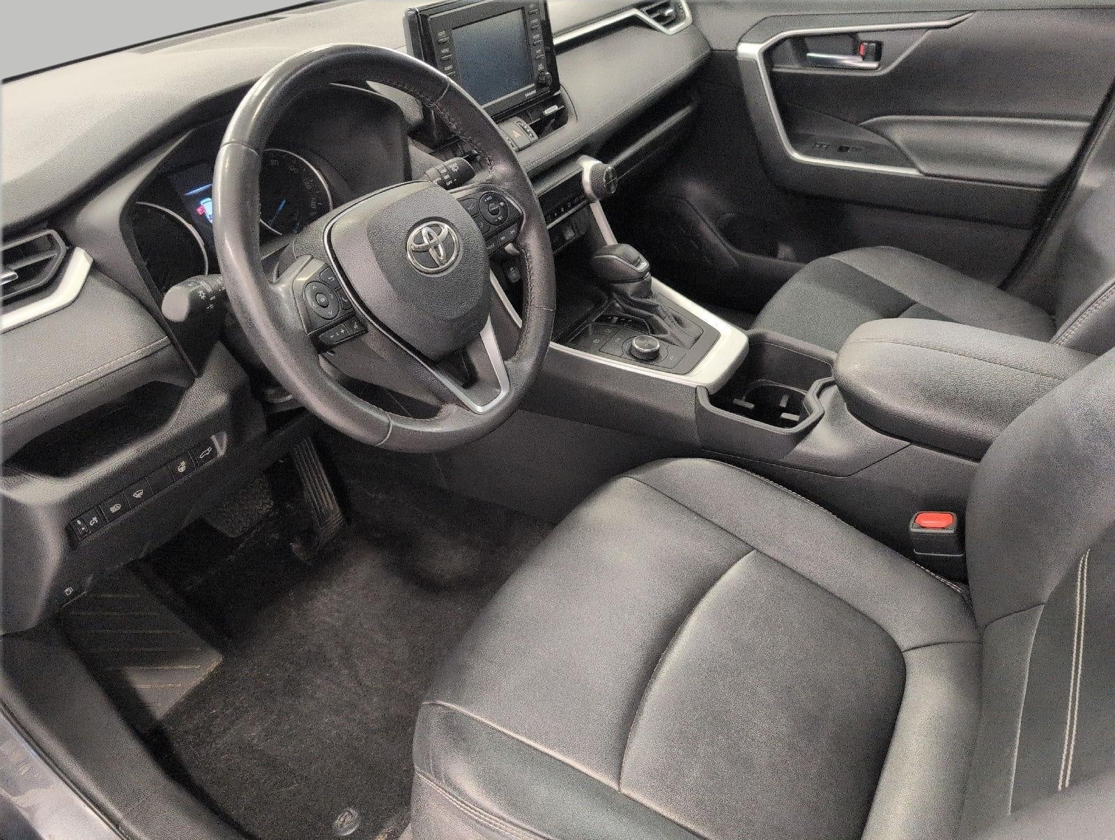 2022 Toyota RAV4 Hybrid XLE Premium AWD