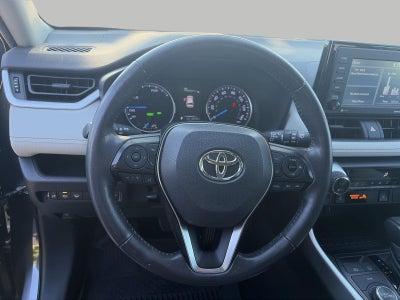 2021 Toyota RAV4 Hybrid XLE AWD