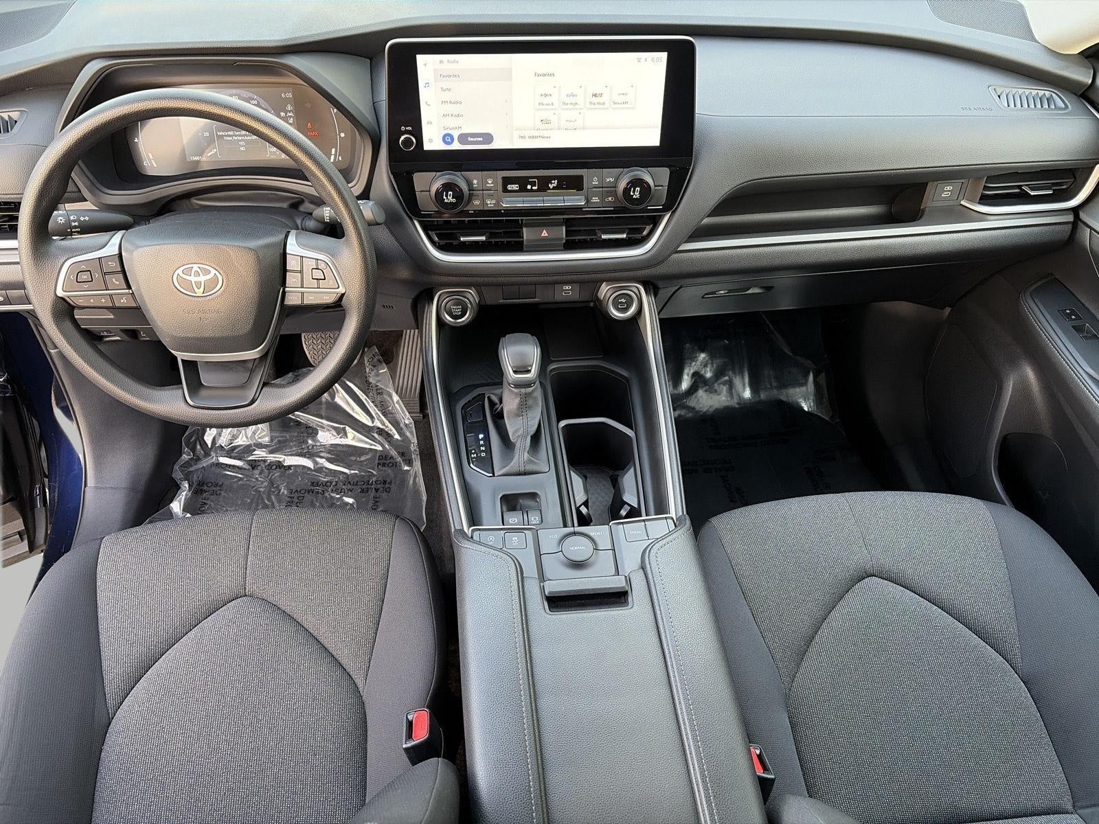 2025 Toyota Grand Highlander LE FWD