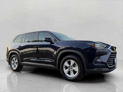 2025 Toyota Grand Highlander LE FWD