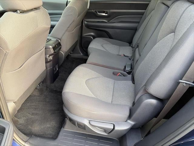 2025 Toyota Grand Highlander LE FWD