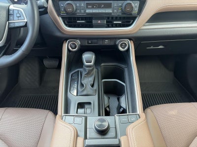 2024 Toyota Grand Highlander Platinum AWD