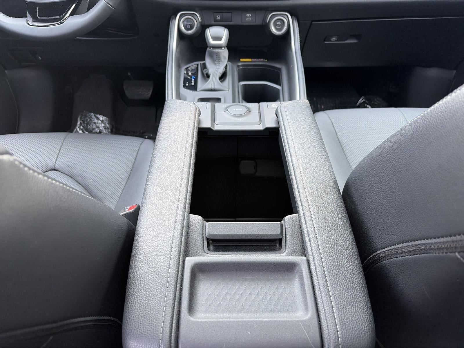 2024 Toyota Grand Highlander Hybrid Limited AWD