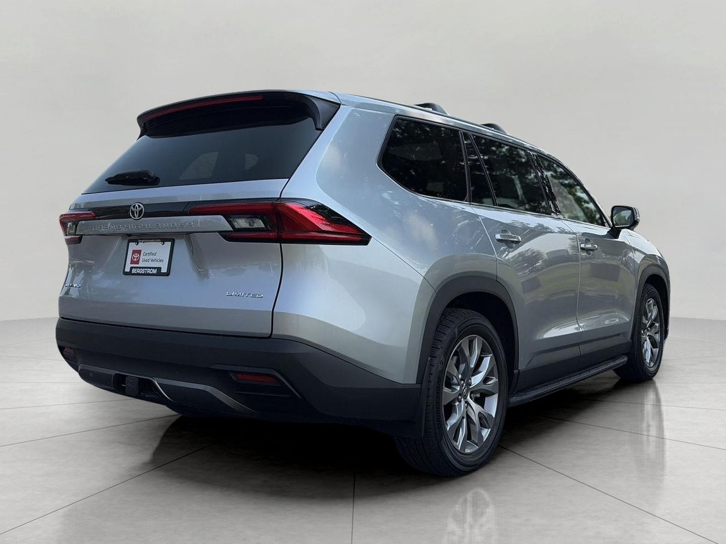 2024 Toyota Grand Highlander Hybrid Limited AWD
