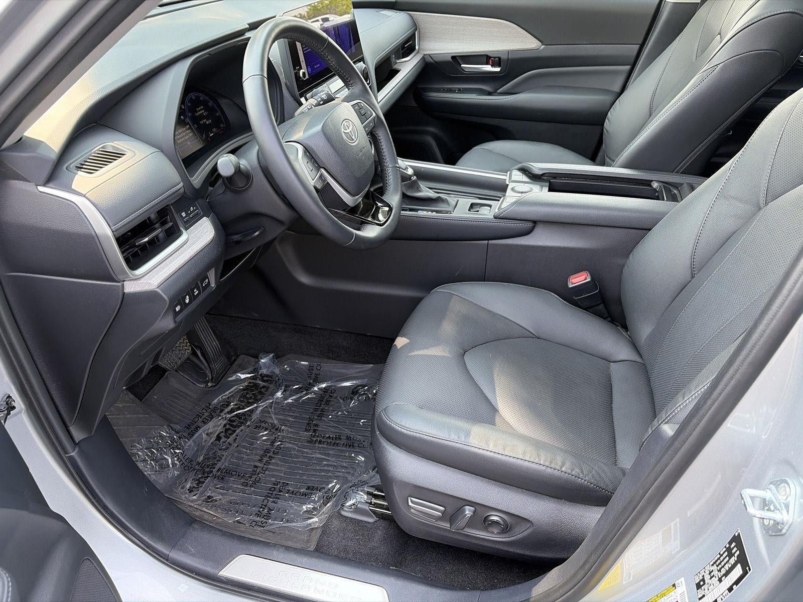 2024 Toyota Grand Highlander Hybrid Limited AWD