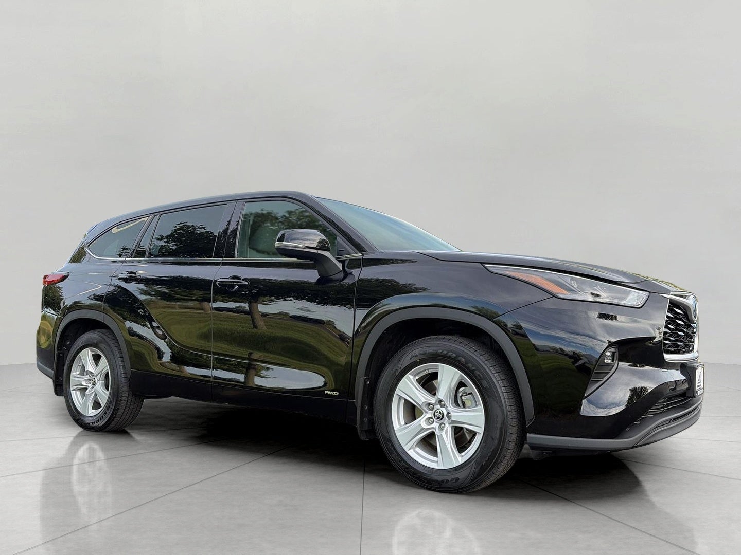 2022 Toyota Highlander Hybrid LE AWD