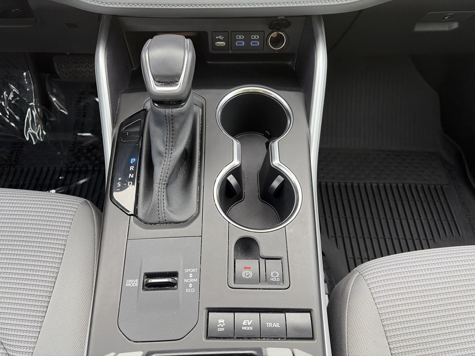 2022 Toyota Highlander Hybrid LE AWD