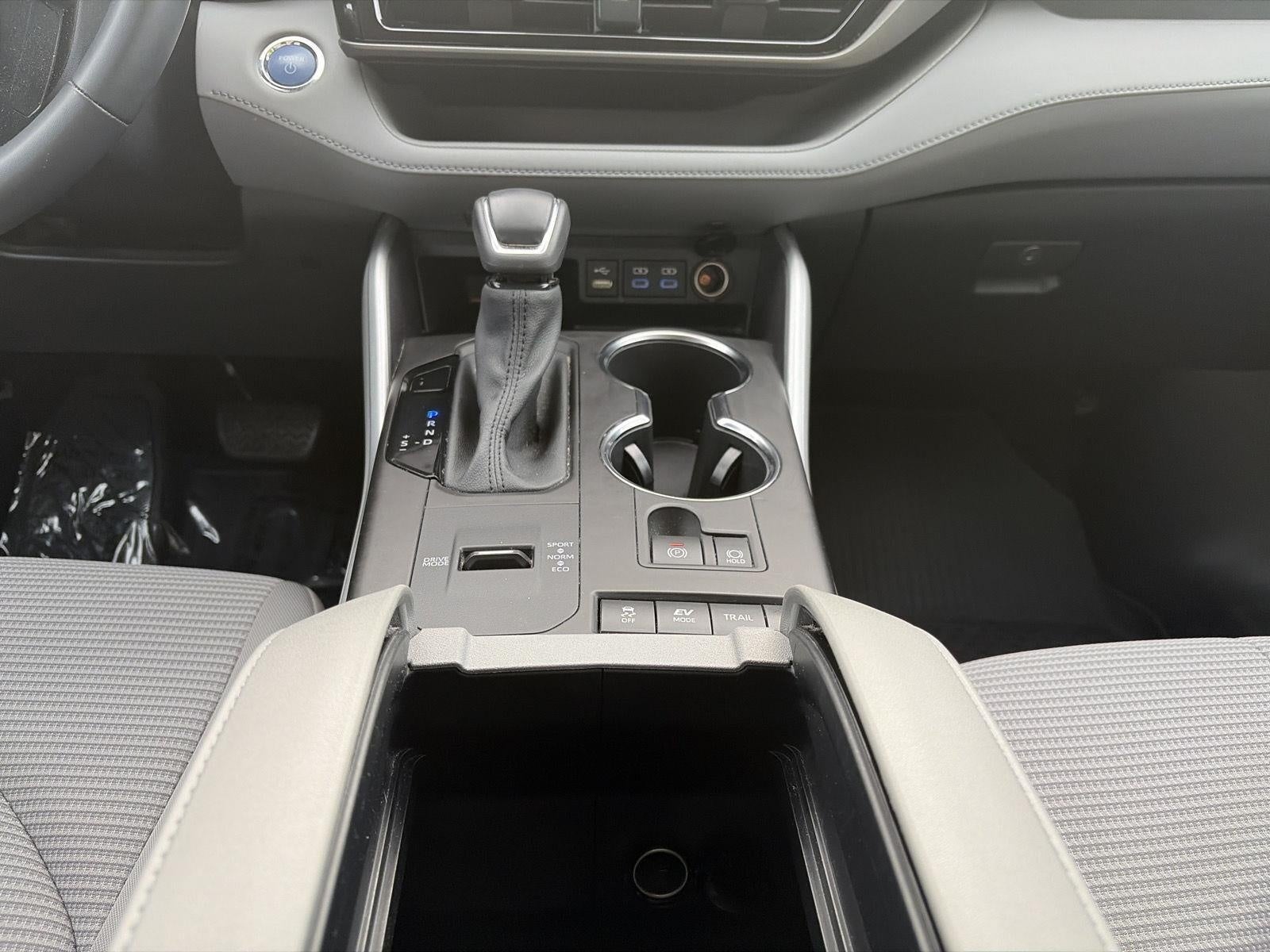 2022 Toyota Highlander Hybrid LE AWD