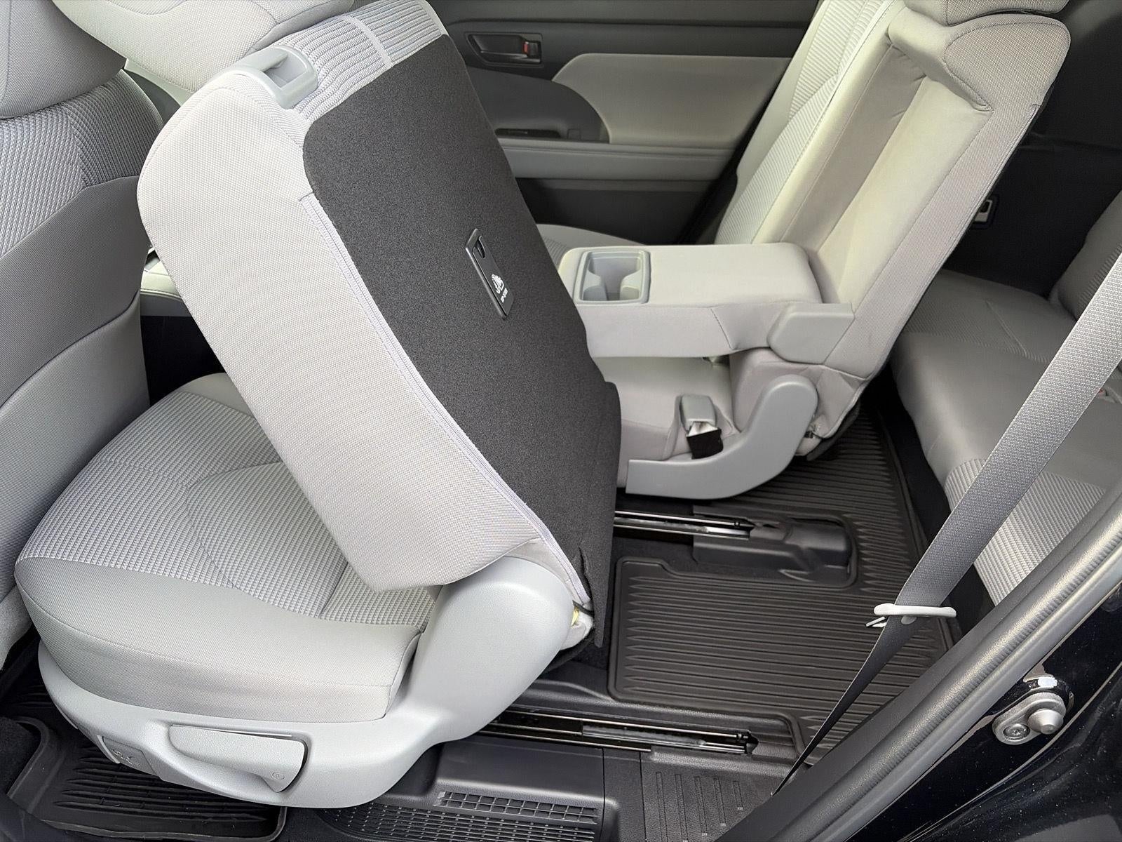 2022 Toyota Highlander Hybrid LE AWD