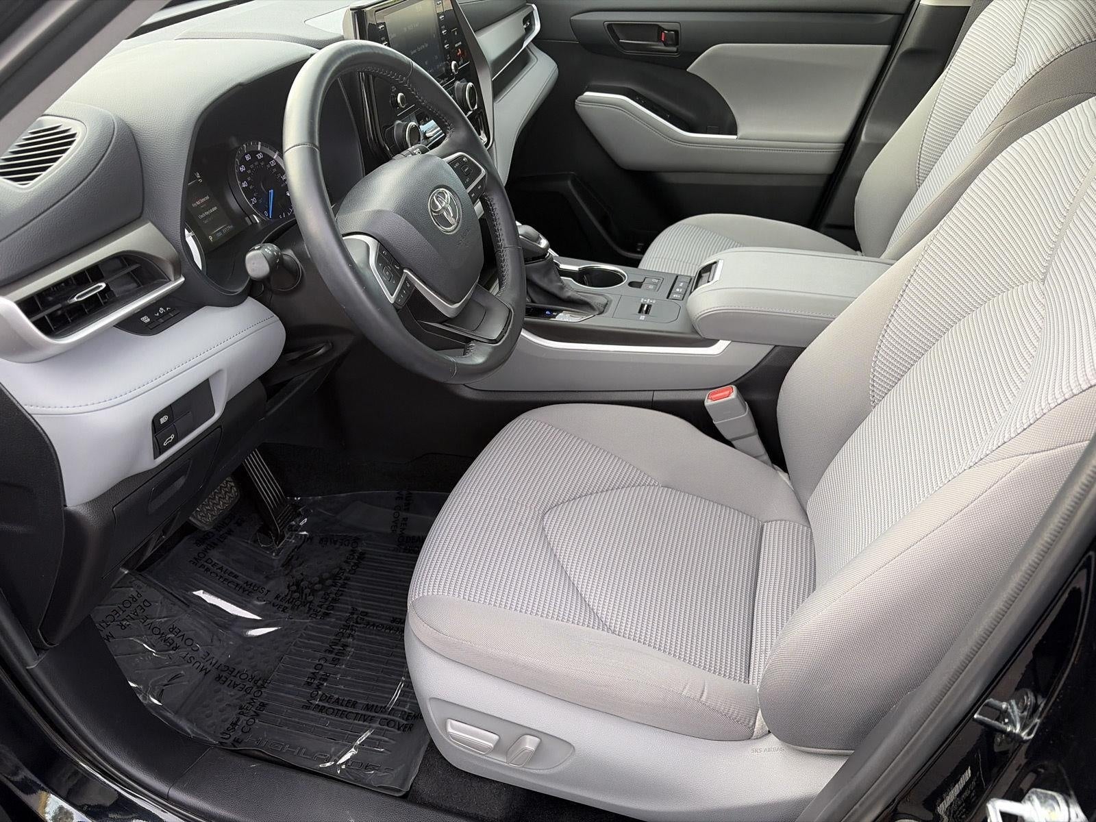 2022 Toyota Highlander Hybrid LE AWD