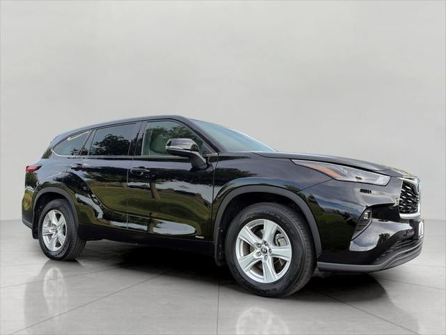 2022 Toyota Highlander Hybrid LE AWD