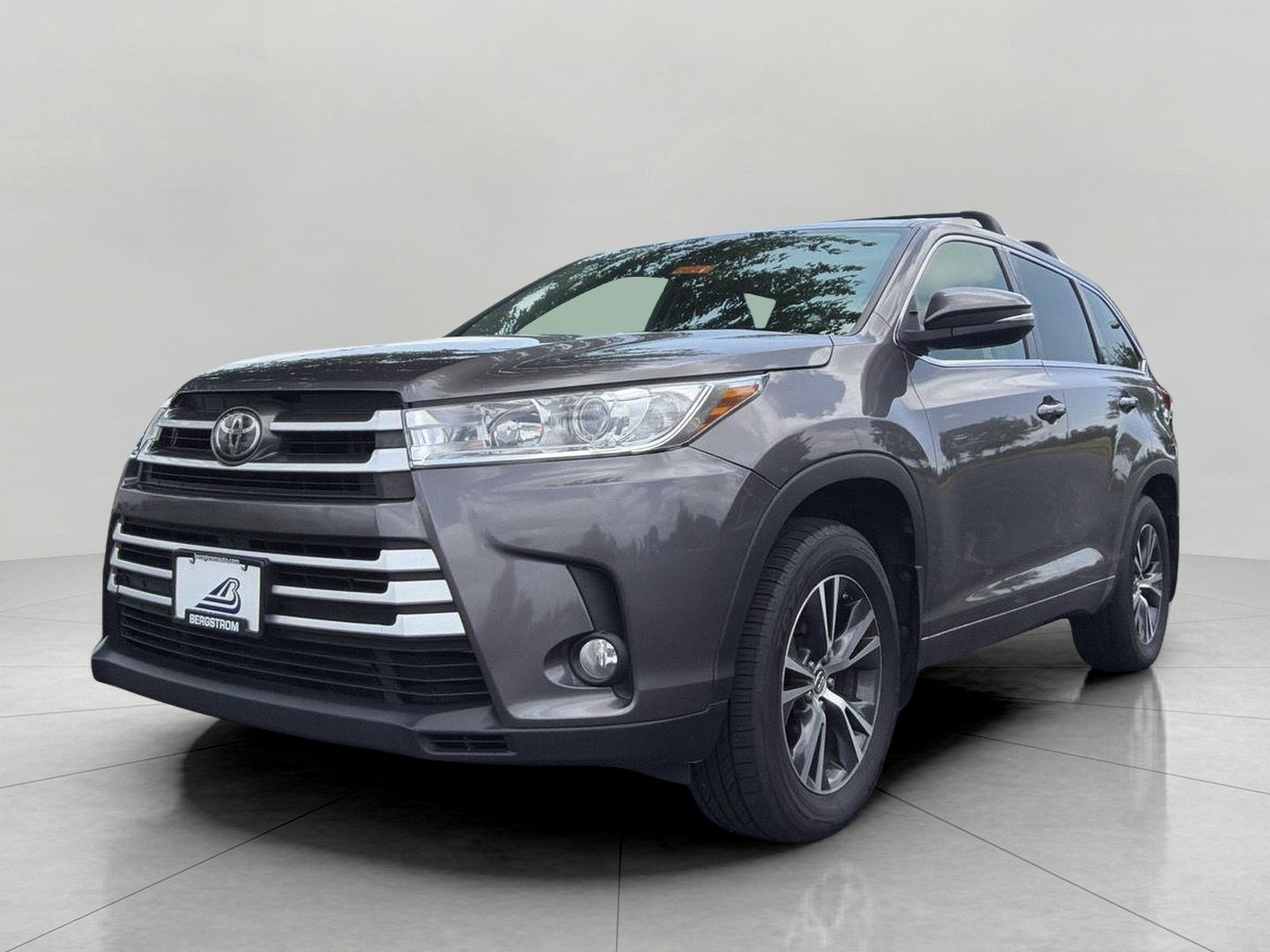 2017 Toyota Highlander LE Plus V6 AWD