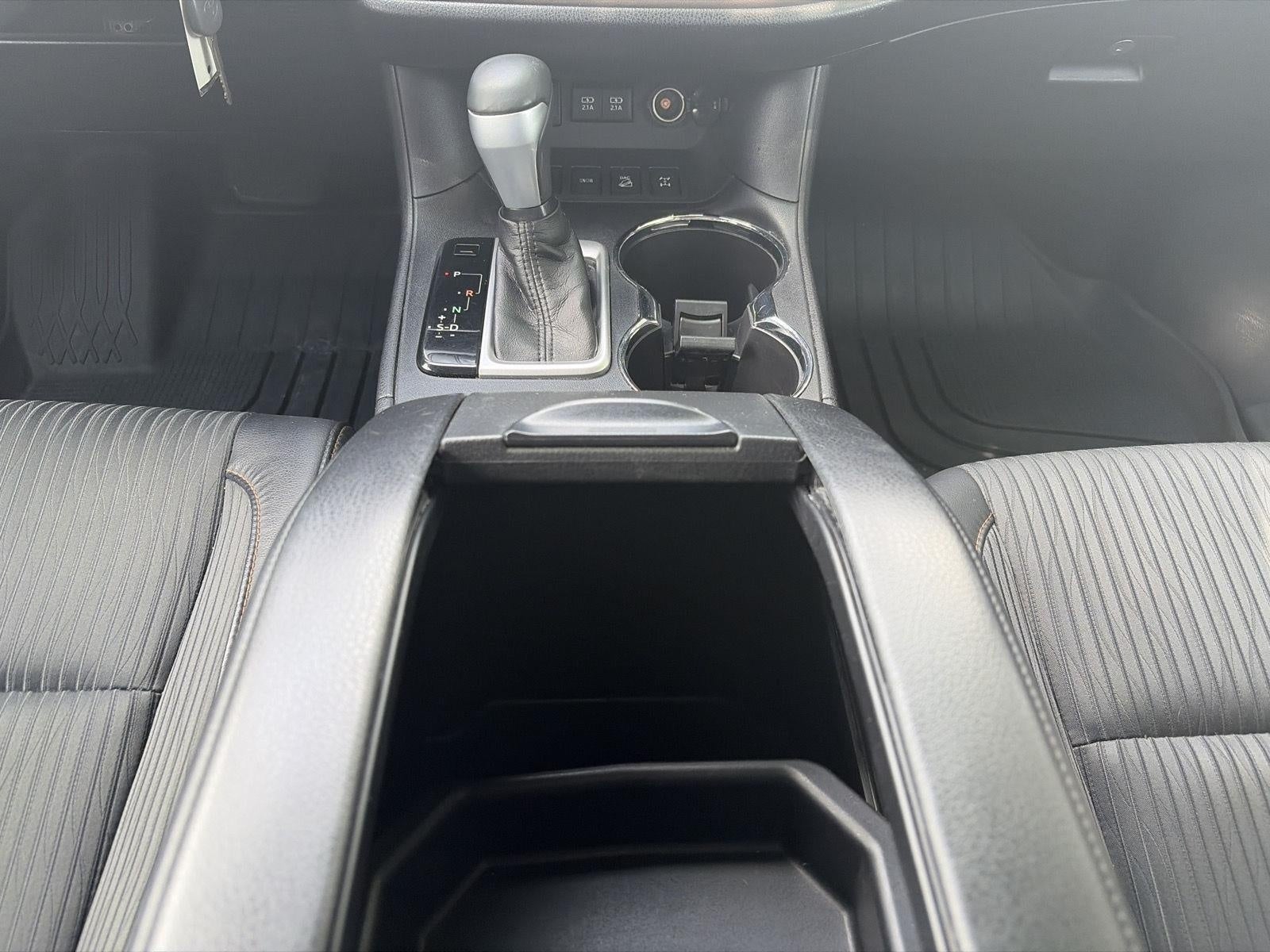 2017 Toyota Highlander LE Plus V6 AWD