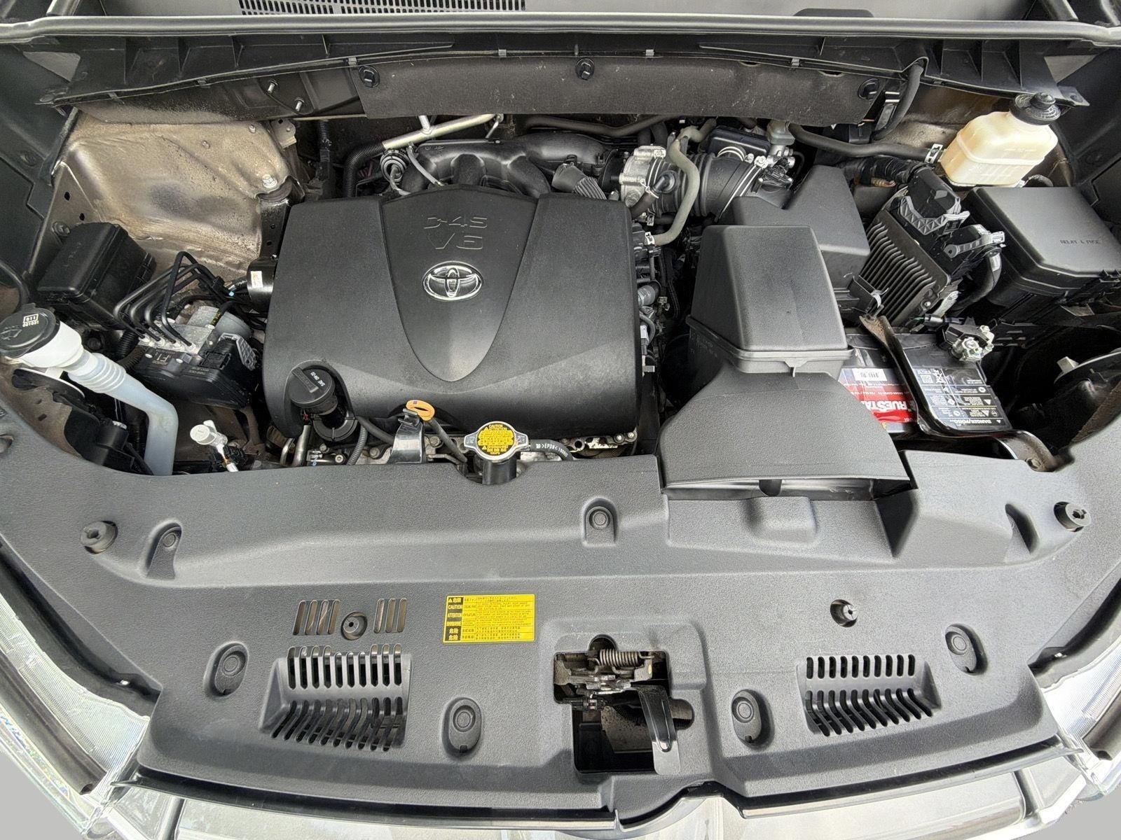 2017 Toyota Highlander LE Plus V6 AWD