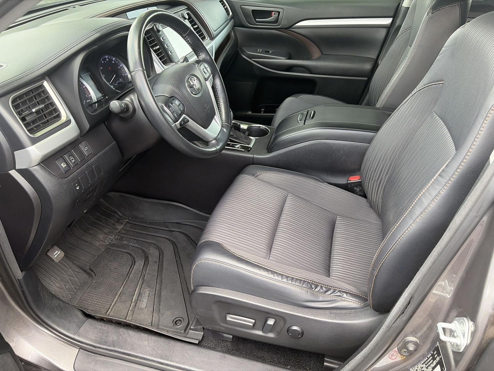 2017 Toyota Highlander LE Plus V6 AWD