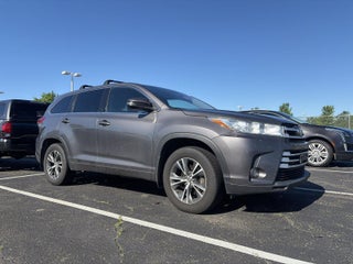2017 Toyota Highlander LE Plus V6 AWD