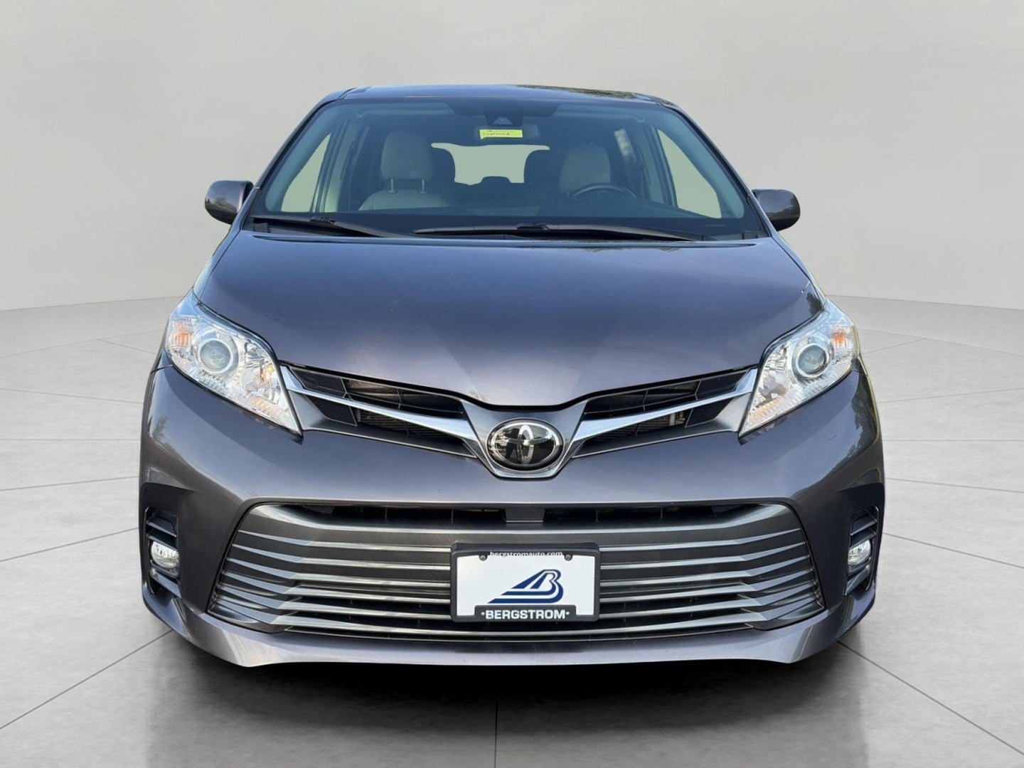 2019 Toyota Sienna XLE AWD 7-Passenger