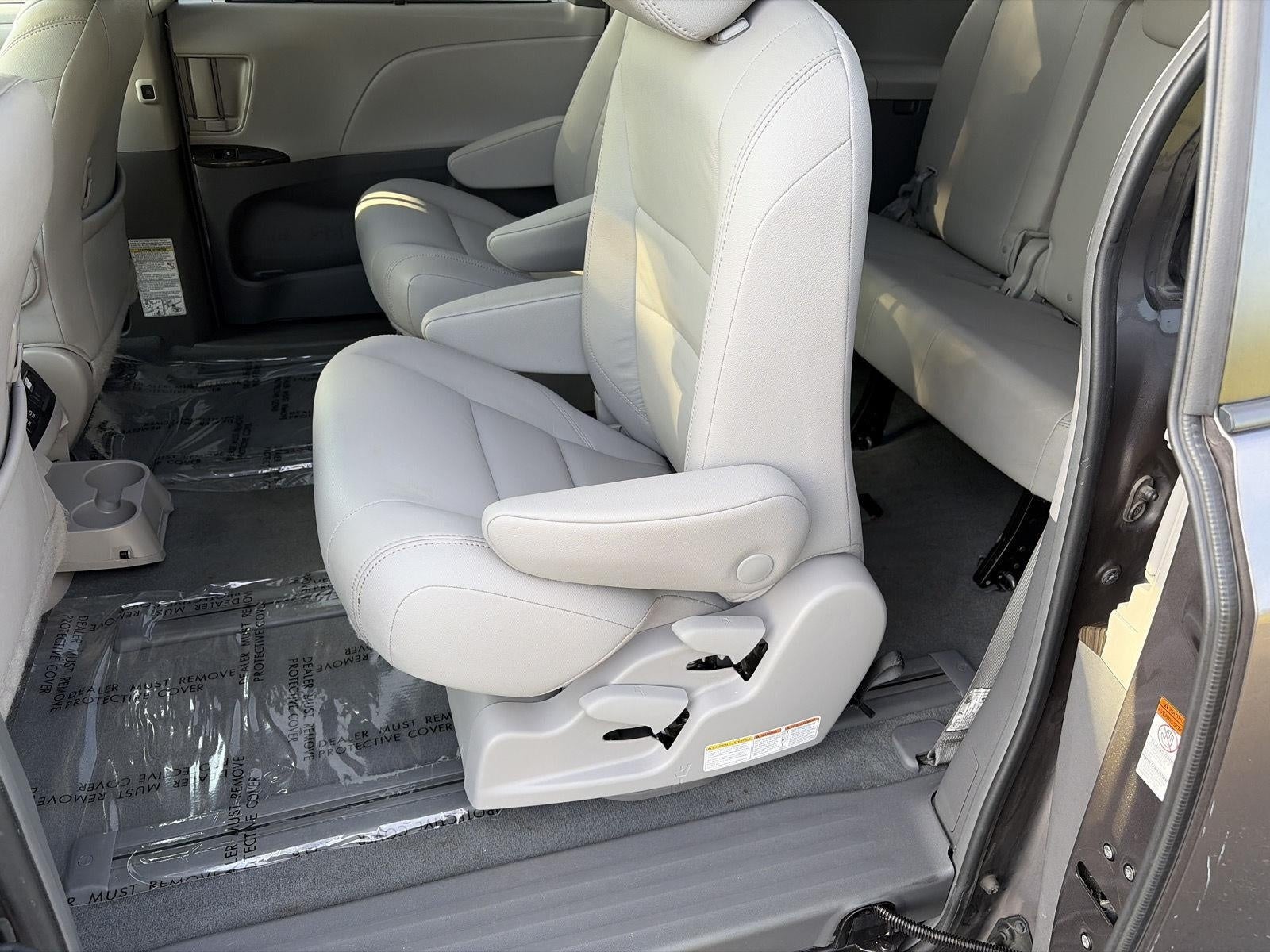 2019 Toyota Sienna XLE AWD 7-Passenger