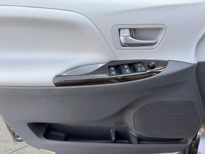 2019 Toyota Sienna XLE AWD 7-Passenger