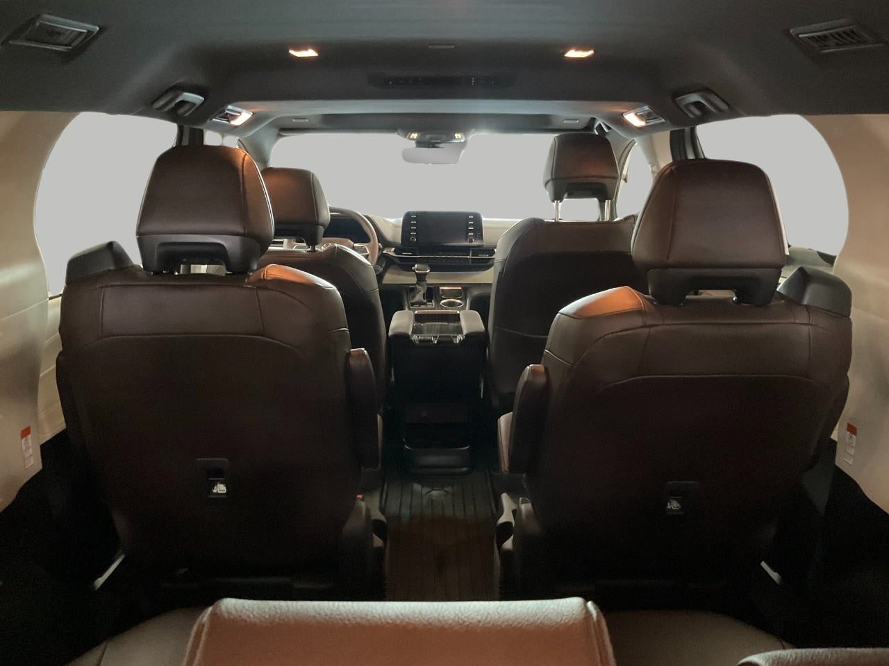 2024 Toyota Sienna Platinum AWD 7-Passenger