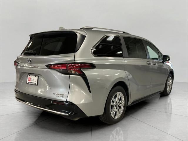 2024 Toyota Sienna Platinum AWD 7-Passenger