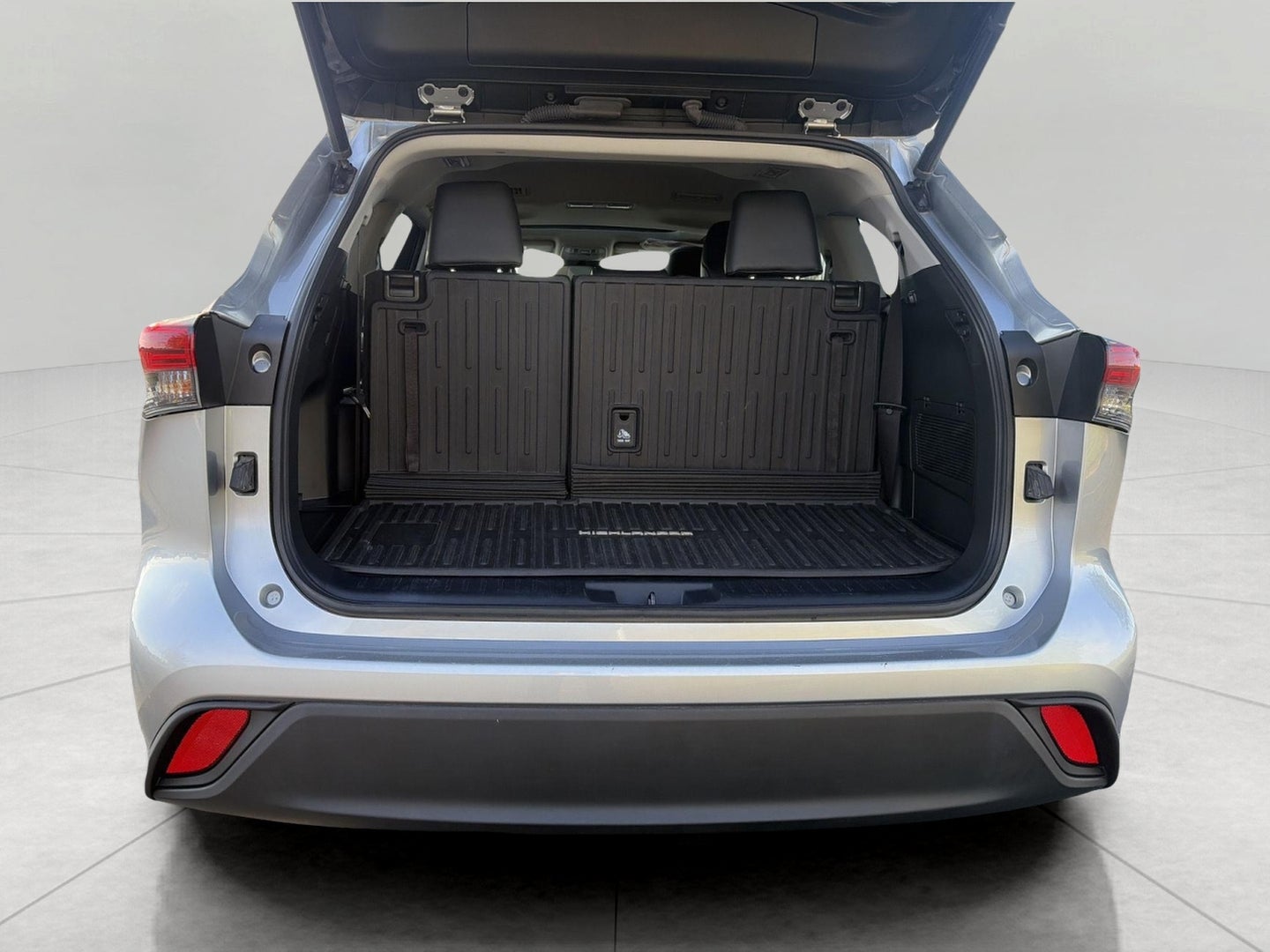 2022 Toyota Highlander XLE AWD