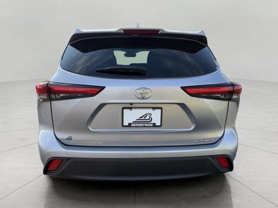 2022 Toyota Highlander XLE AWD