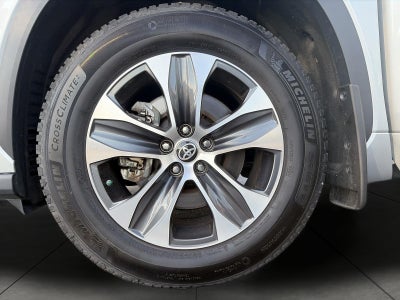 2022 Toyota Highlander XLE AWD
