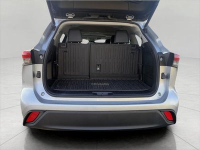 2022 Toyota Highlander XLE AWD