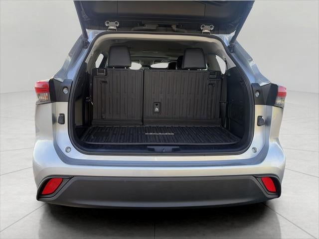 2022 Toyota Highlander XLE AWD