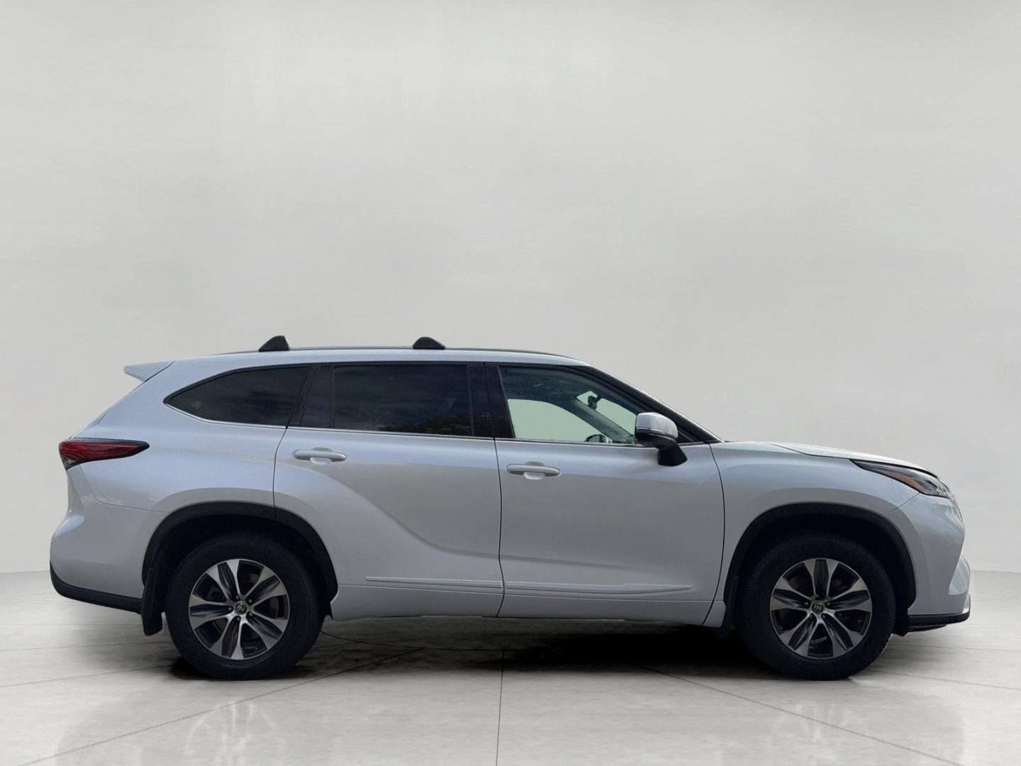 2022 Toyota Highlander XLE AWD