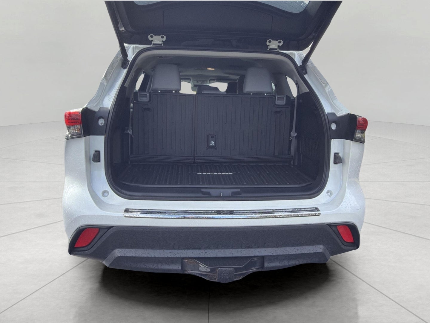 2022 Toyota Highlander XLE AWD