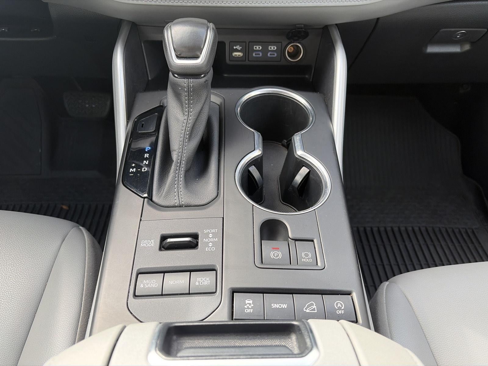 2022 Toyota Highlander XLE AWD