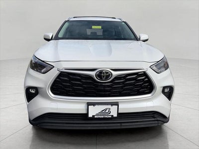 2022 Toyota Highlander XLE AWD
