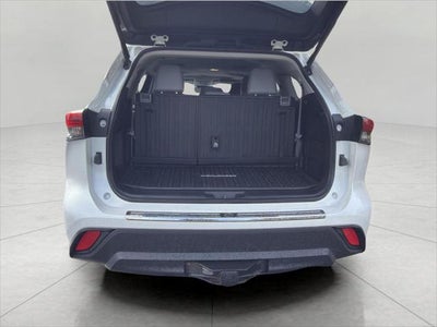 2022 Toyota Highlander XLE AWD