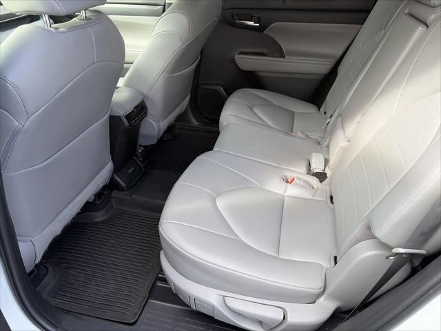 2022 Toyota Highlander XLE AWD