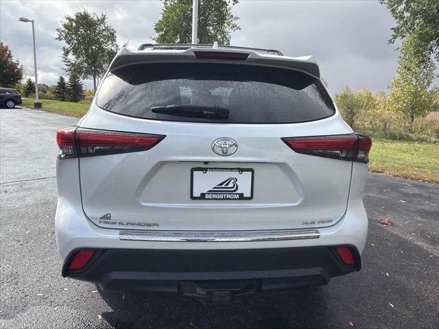 2022 Toyota Highlander XLE AWD