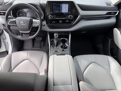 2022 Toyota Highlander XLE AWD