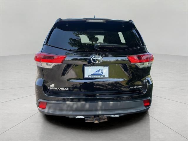 2017 Toyota Highlander XLE V6 AWD