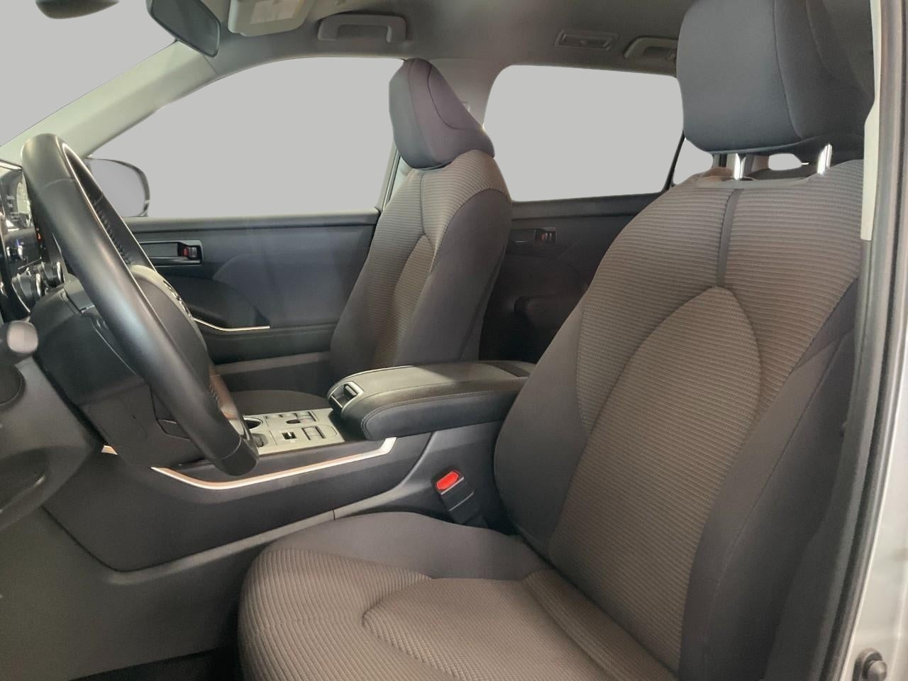 2024 Toyota Highlander LE AWD