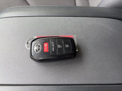 2024 Toyota Highlander LE AWD