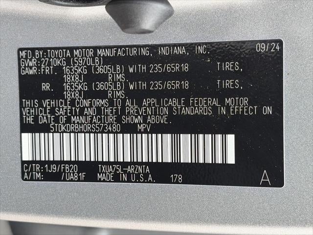 2024 Toyota Highlander LE AWD