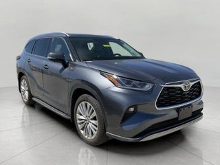 2025 Toyota HIGHLANDER Base