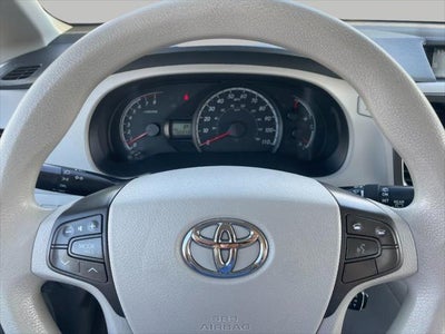 2014 Toyota Sienna 5dr 7-Pass Van V6 LE AAS FWD
