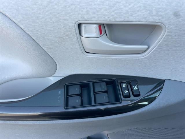 2014 Toyota Sienna 5dr 7-Pass Van V6 LE AAS FWD