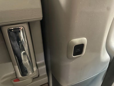 2014 Toyota SIENNA PASSENGER VAN