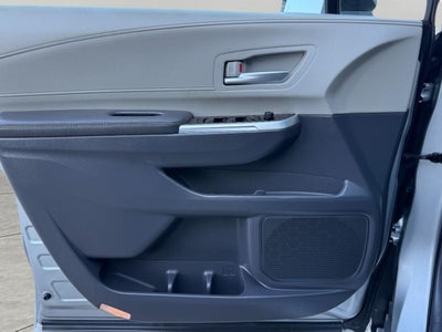 2024 Toyota SIENNA PASSENGER VAN